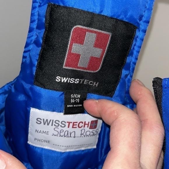 Swiss Tech Royal Blue Snowsuit Size Small (6-7) - Picture 3 of 9